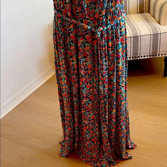 Floral Maxi Dress - Picture 3 of 8